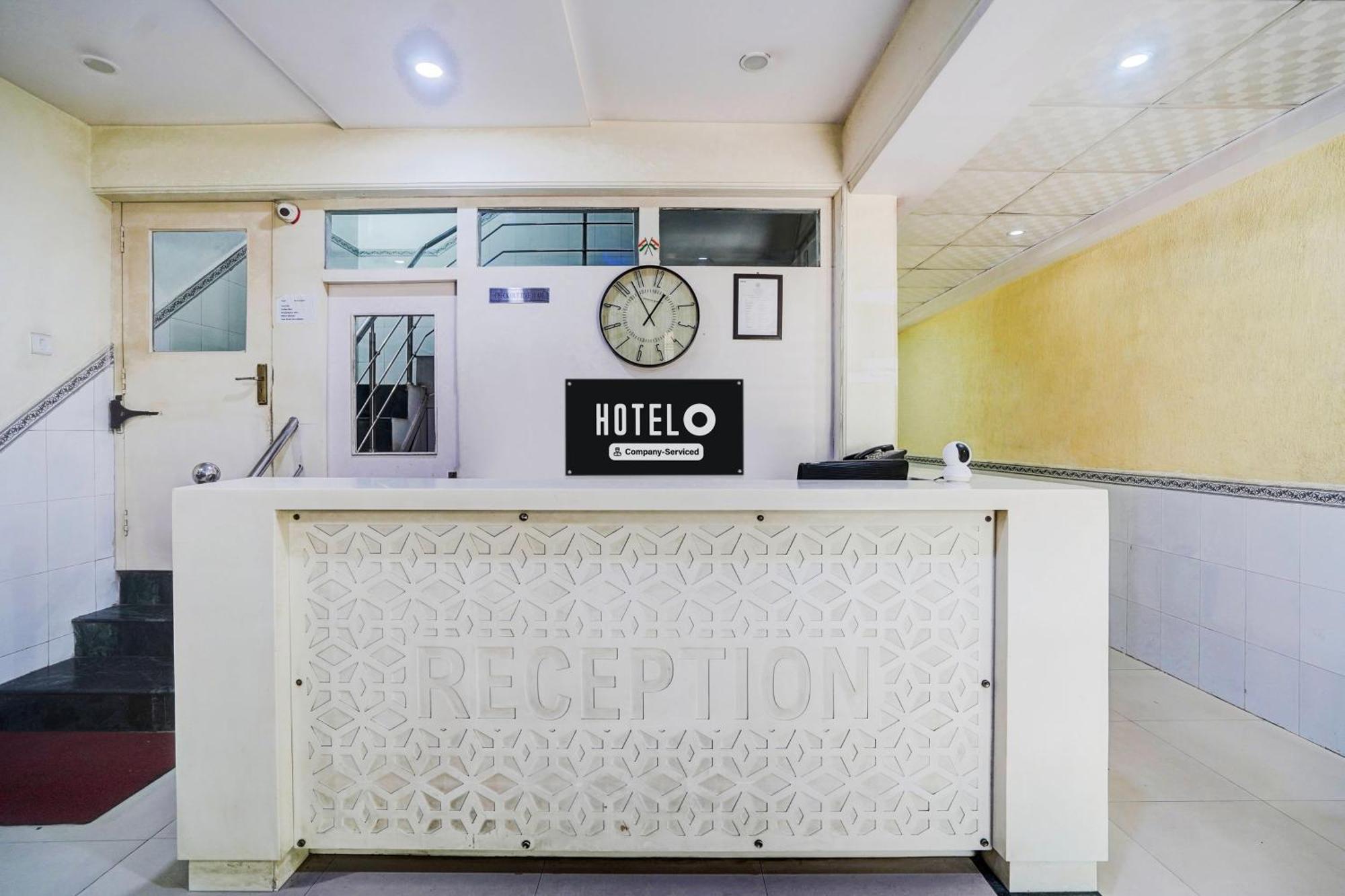 Super Hotel O Sgpgi Bijnaur Buitenkant foto